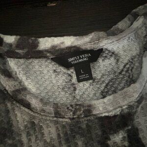 Simply Vera VERA WANG Long Sleeve waffle knit top - Size Large